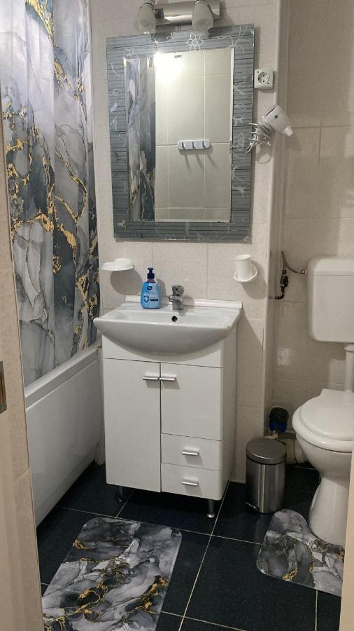 Elite Apartment Targoviste Luaran gambar